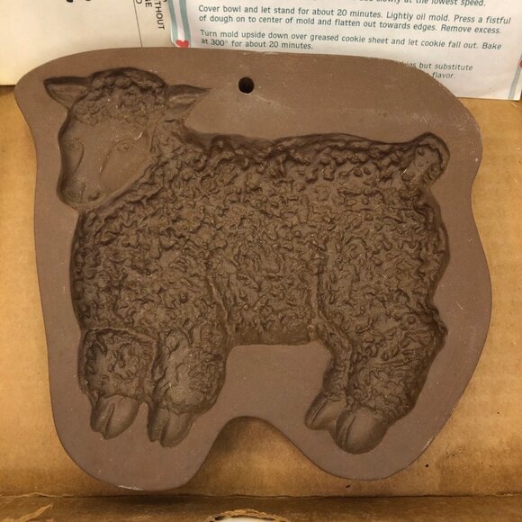 Heartstone "Little Lamb" in Its Original Box - Picture 2 of 11